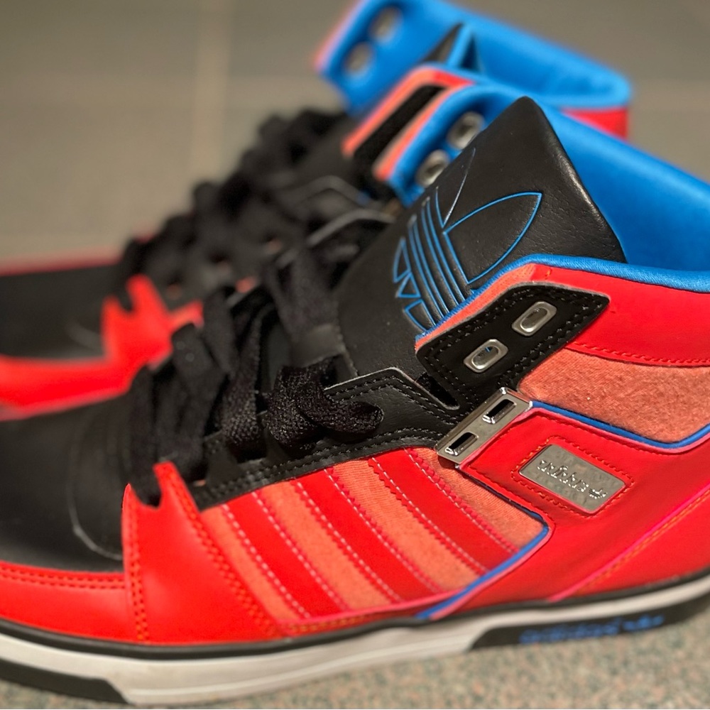 Brand new Adidas basketball sneakers